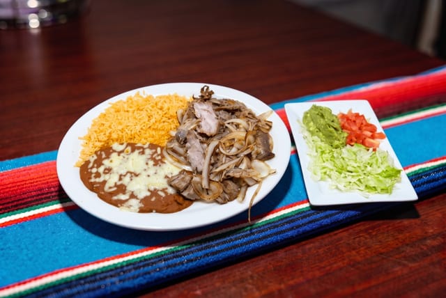 Carnitas Dinner